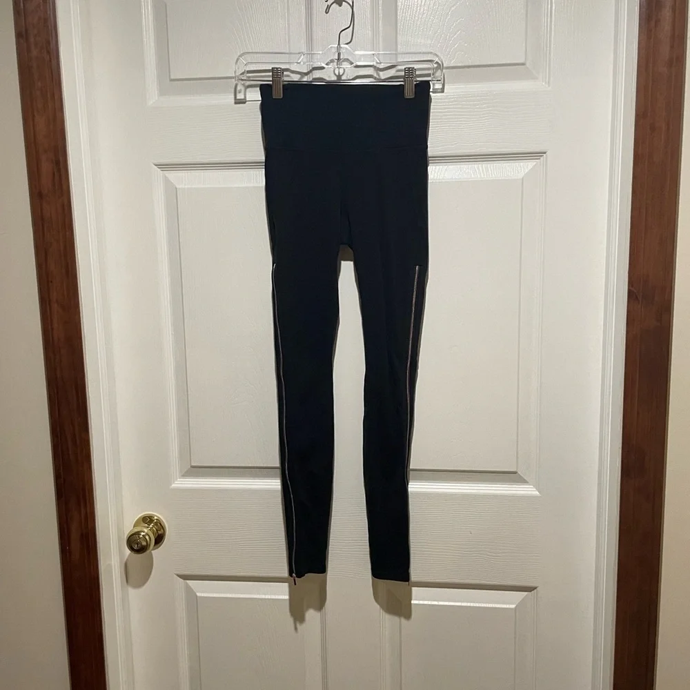 Athleta High Rise Chaturanga Zipper Tights - Picture 3 of 4